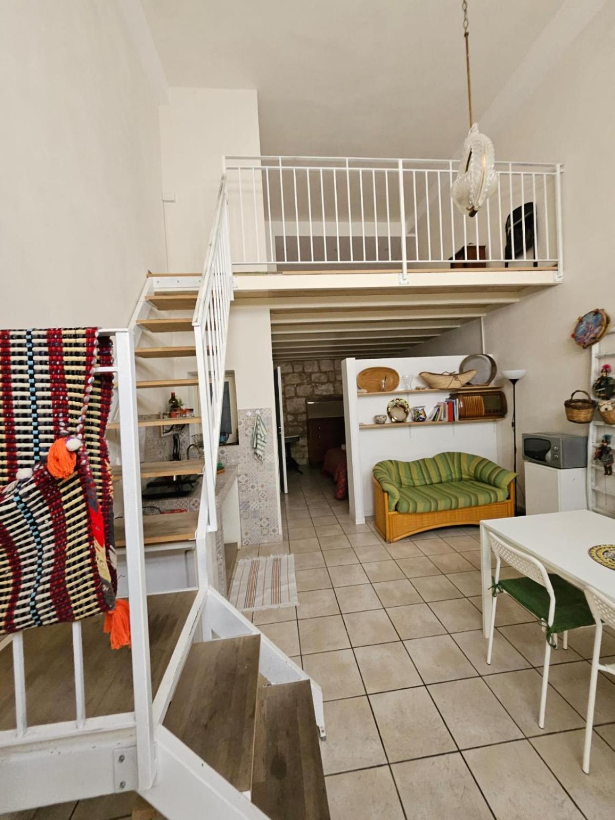 Appartamento In Centro Casa Vacanza Шикли Экстерьер фото