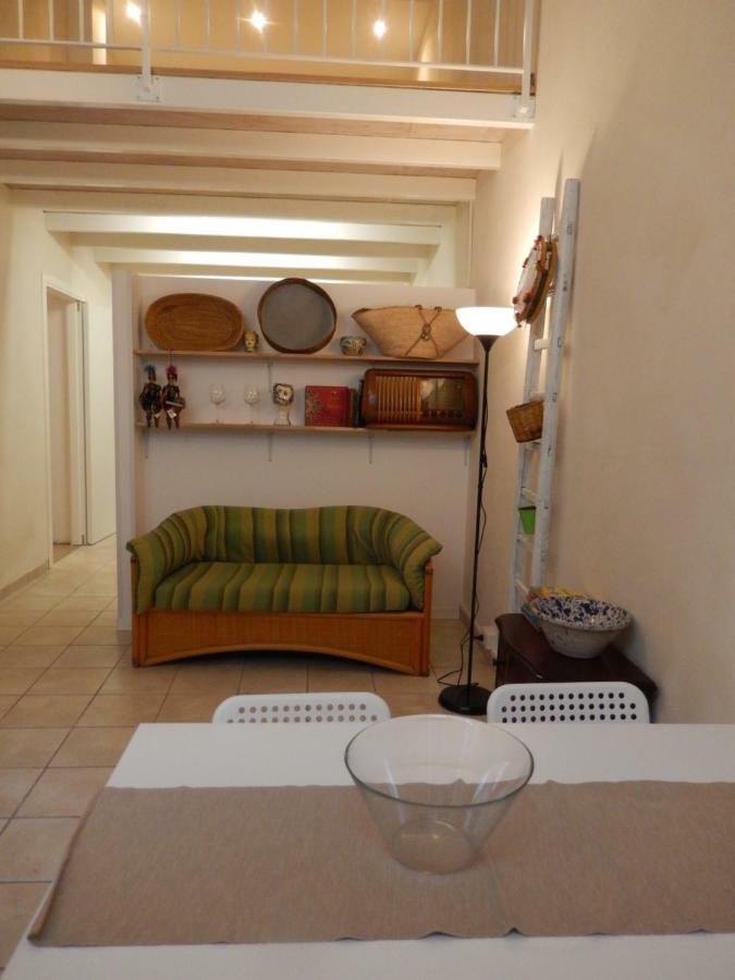 Appartamento In Centro Casa Vacanza Шикли Экстерьер фото